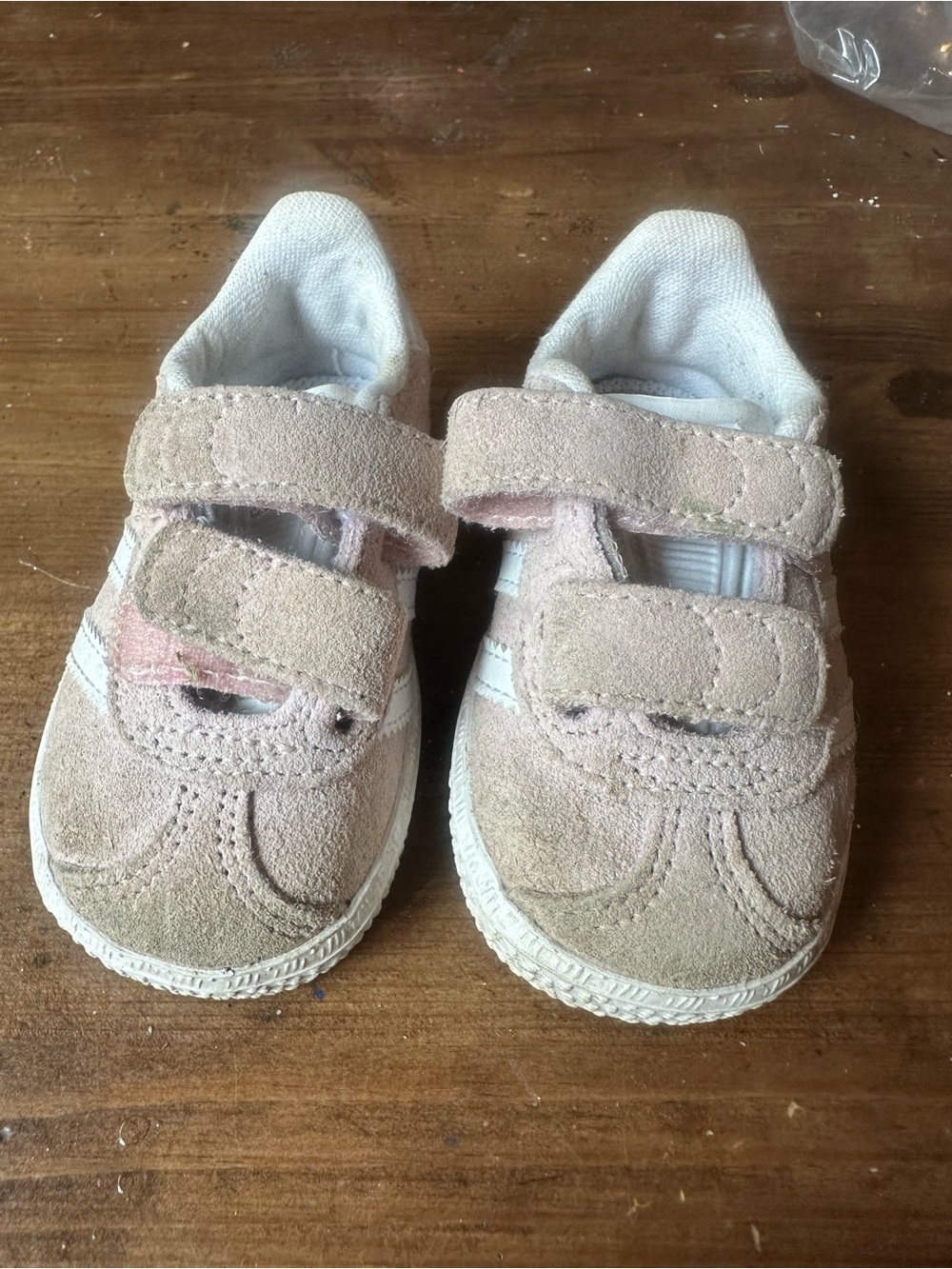 adidas Kids Suede Hook-and-Loop Sneakers in Pale Pink and White